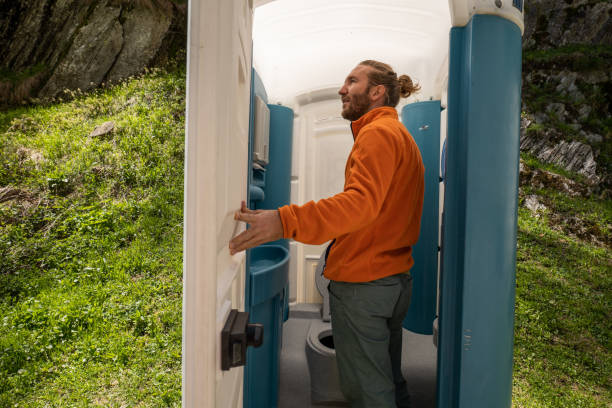 Best Portable bathroom rental  in Remgton, IN